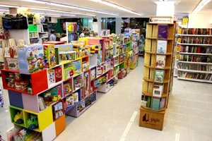 کتاب فروشی رشد 2