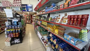 سوپر مارکت صنوبر 3