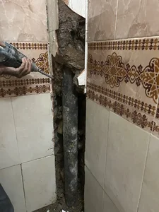 لوله‌کشی و تأسیسات در دبستان 5