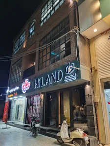 HiLand Cafe/Restaurant