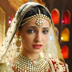 Sanaya Irani - IMDb