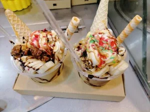 آبمیوه بستنی بلوچ 5