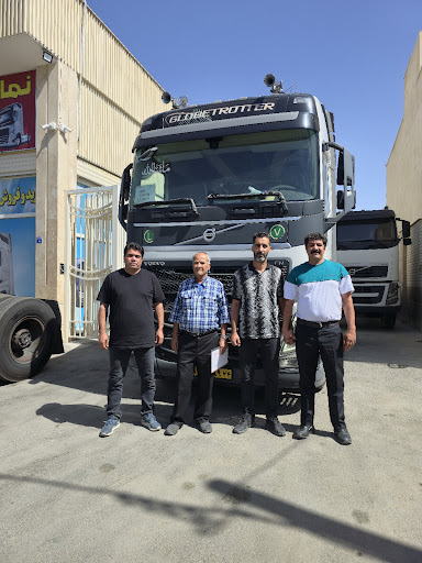 نمایشگاه کامیون امیرکبیر صمدی