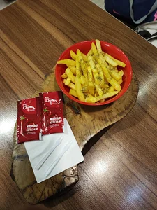 فست فود یو