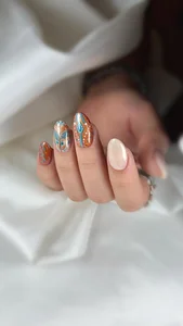 کاشت ناخن روباه (سعیده تجلی)