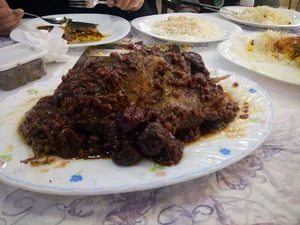 رستوران عالی مقام