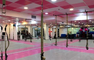 مجموعه ورزشی تجارت جهانی فردوسی