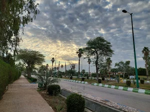 میدان چهارباغ