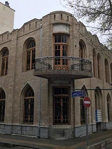 خانه تاریخی متین دفتری