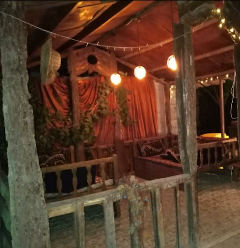 باغ رستوران دنج