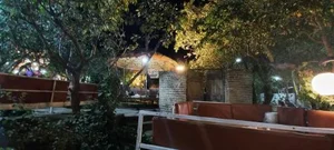 باغ رستوران یاقوت 2