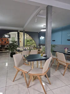 کافه رستوران ریشه