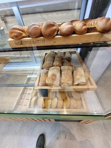 Big Boyok Bakery کافه نان بیگ بیوک