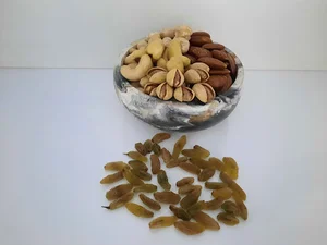 آجیل و خشکبار نمونه ( آجیل ، تخمه ، شکلات ، بیسکویت )