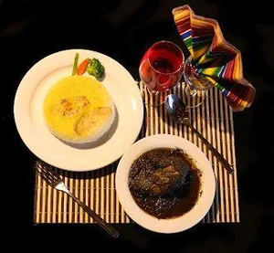 رستوران صخره‌ای 3