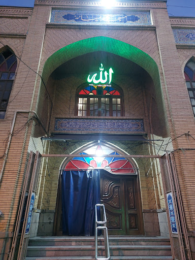 مسجد میانه(پایگاه شهید پیشقدم)