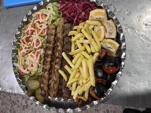 باغ میرزا 3