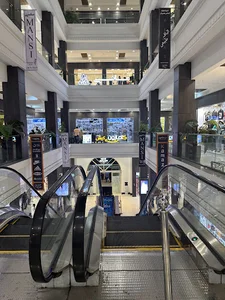 مرکز خرید دیپلمات مال