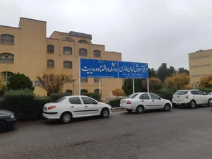 دانشکده اقتصاد و مدیریت 2