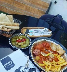 مجموعه گردشگری و رستورانی ریور 2