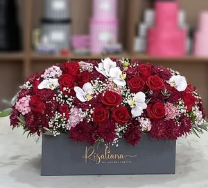 گل تینا tiina_flowers
