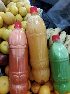 آبمیوه طبیعی سلامت
