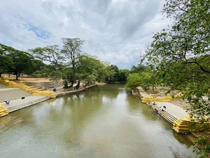 Ruhunu Kataragama Golden Gate