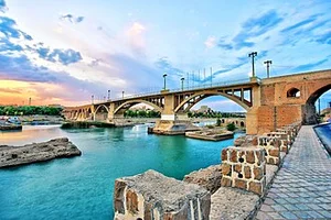 Dezful - Wikipedia