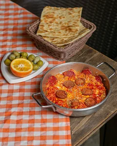 صبحانه خوری شهاب