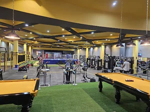 باشگاه بدنسازی و بوکس پژوهش