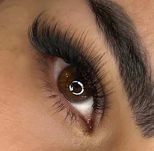 مرکز مژه آنا