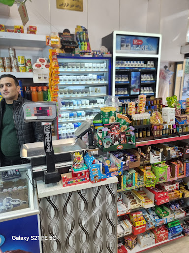 هایپرمارکت روزبه