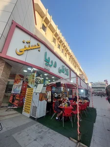 فلافلی فسفودی و ساندویچ دریایی