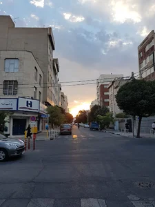 دبیرستان وحدت