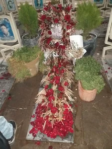 گلزار شهدا و قبرستان دستگرد