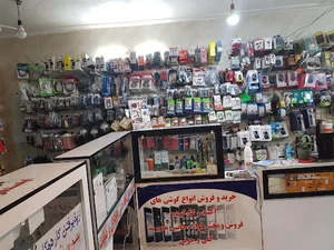 فروشگاه موبایل و لوازم جانبی زیگزاگ