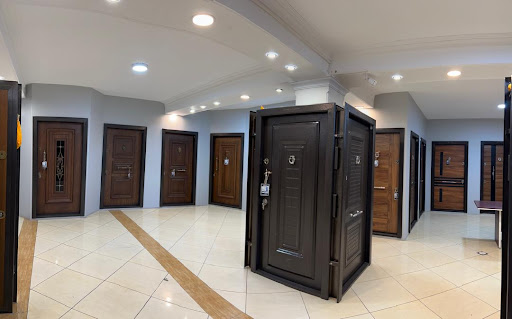 نمایشگاه درب خان