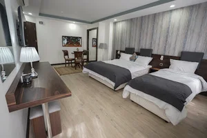 Hotel Hormozan