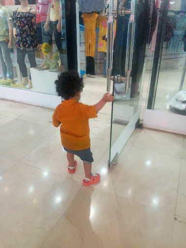 خشک شویی بندرعباس