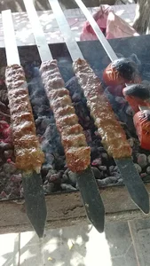 کبابی مختوم