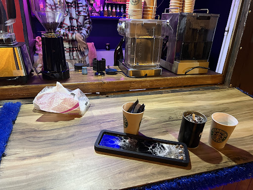 Cafe moon