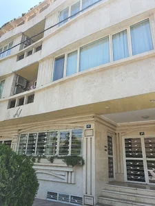 مرکز تخصصی کوتاهی مو هستی عابدی