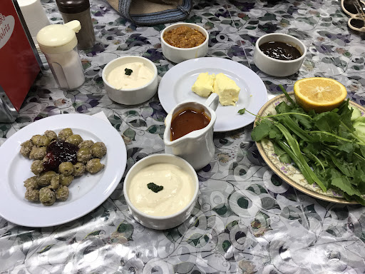 رستوران سرچشمه