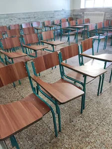 دبيرستان و پيش دانشگاهي دخترانه آزادي