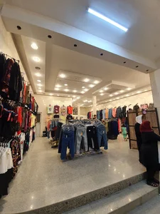 فروشگاه پوشاک قشم لند