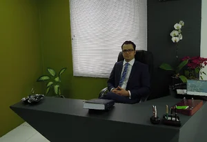 مطب دکتر امید ثابت