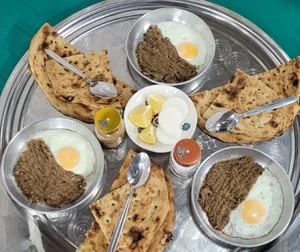 کبابی دهقان 4