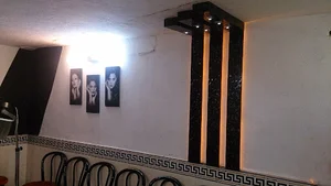 سالن زیبایی مژه طلا