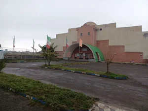 ورزشگاه کارگران 2