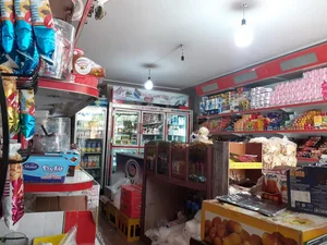 سوپر مارکت حیدربابا
